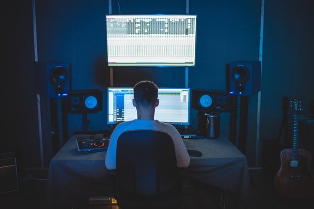 Mastering Engineer working on new music